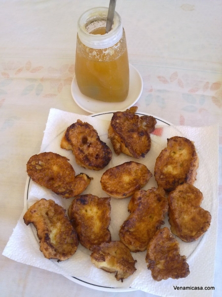 torrijas-with-honey (Zalabiyya)