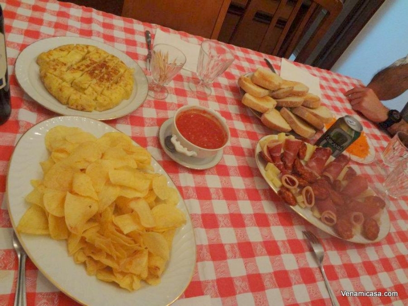 spanish-omelette-iberian-ham-with-chips