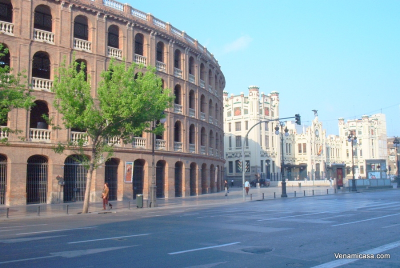 bullring-and-train-station