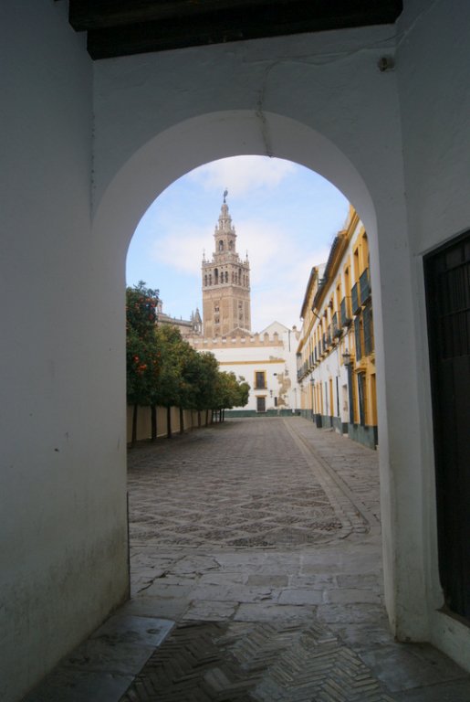 Patio de bandera, Sevilla