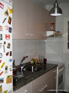 Homestay Barcelona, Spain, R. Fabra i Puig, kitchen